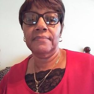 Meet your Posher, Roselyn